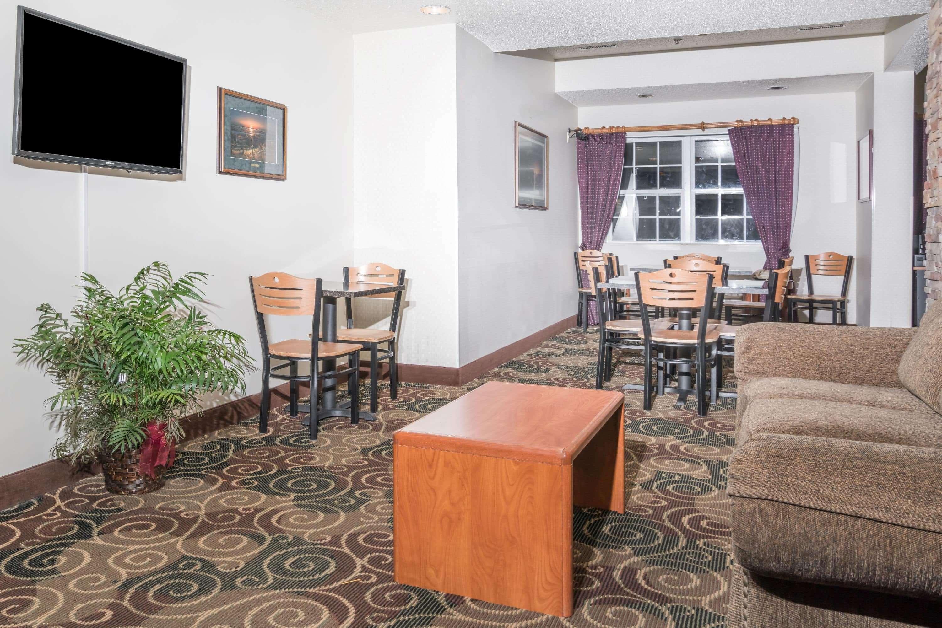 Microtel Inn & Suites By Wyndham Rice Lake Eksteriør bilde