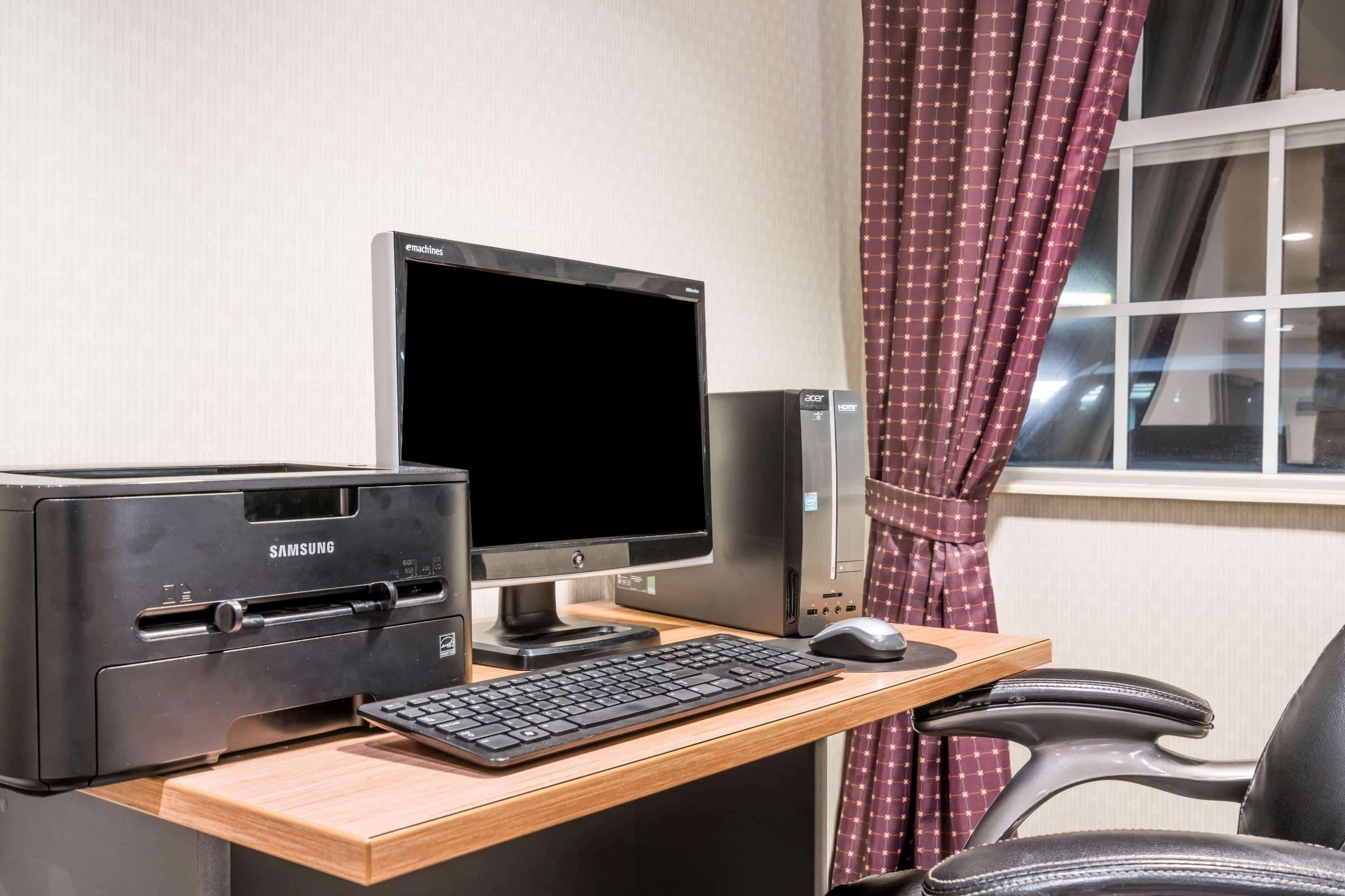Microtel Inn & Suites By Wyndham Rice Lake Eksteriør bilde