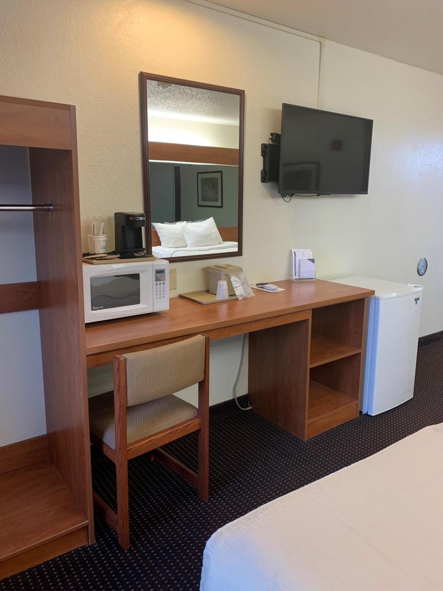 Microtel Inn & Suites By Wyndham Rice Lake Eksteriør bilde